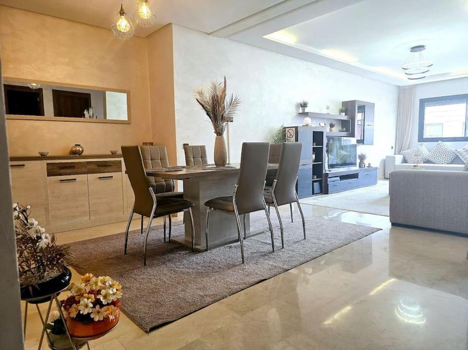 Appartement Cosy Plein Centre Marrákes Kültér fotó